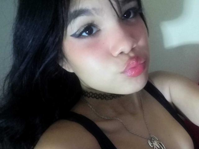 MidnightHarpy - Live sex cam - 25050197