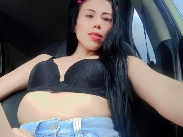 KattySlovan - Live sex cam - 25051401