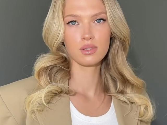 TheHottestBlonde - Porno na żywo i seks kamera - 25052773