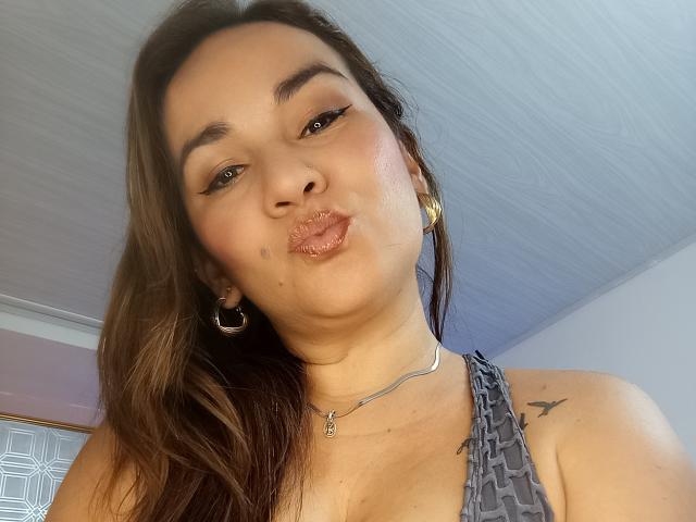 ManuelaMature - Sexe cam en vivo - 25053693