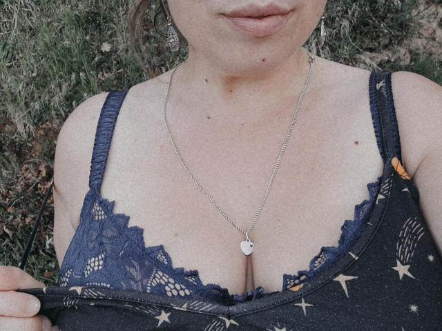 JuliaFrancaise - פורנו בשידור חי ומצלמת סקס - 25053705