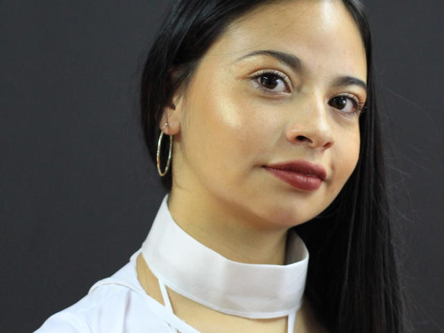 ZuriLaoni - Live sex cam - 25054865