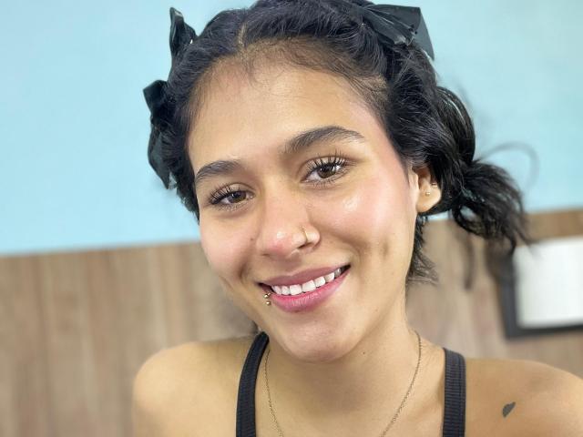 AnnieDarling - Sexe cam en vivo - 25058317