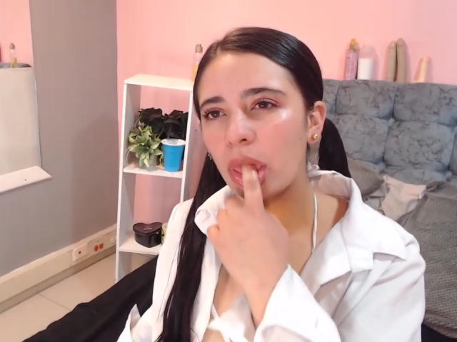 LailaRogerts - Live sex cam - 25059241