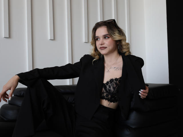 EmelyHailey - Live sexe cam - 25064653