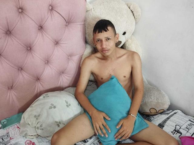 SantiagoMiller - Sexe cam en vivo - 25065805