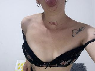 ValeriaNaughtySex - Sexe cam en vivo - 25066749