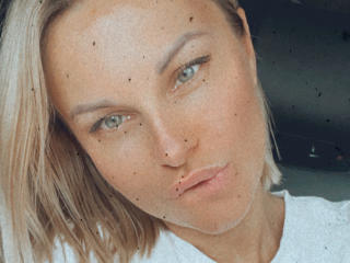 BelleLisaG - Live Sex Cam - 25070177