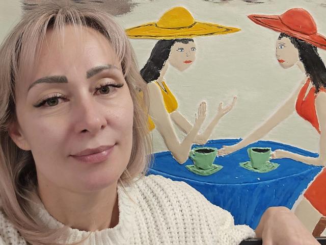 JuliaaCherry - Sexe cam en vivo - 25070997