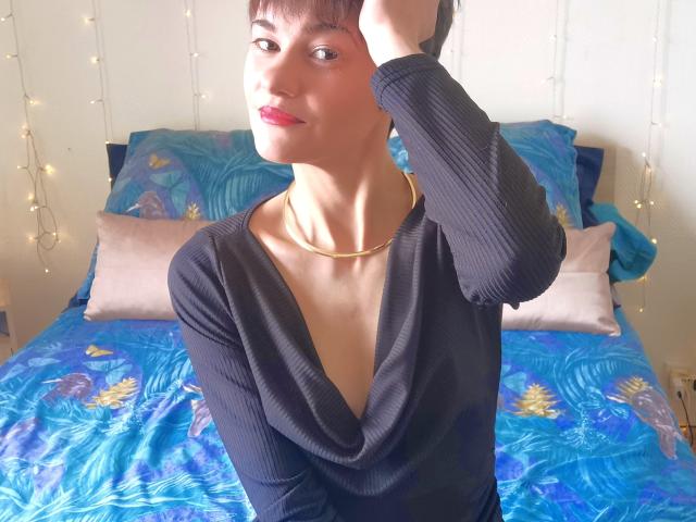 FrancaiseEloPhoenix - Sexe cam en vivo - 25071241