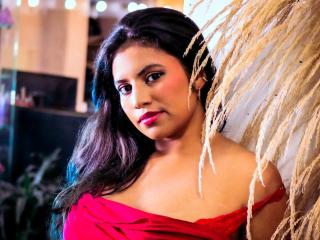 DaphneVilla - Live sex cam - 25072721