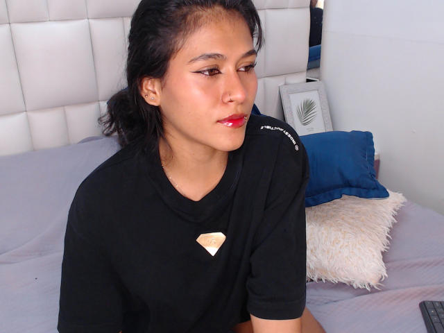 AnnieDarling - Live sexe cam - 25079205