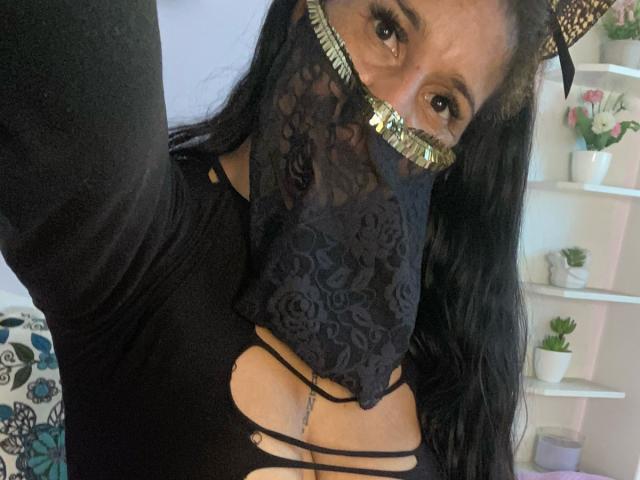 KiraTaleb - Live sex cam - 25081189