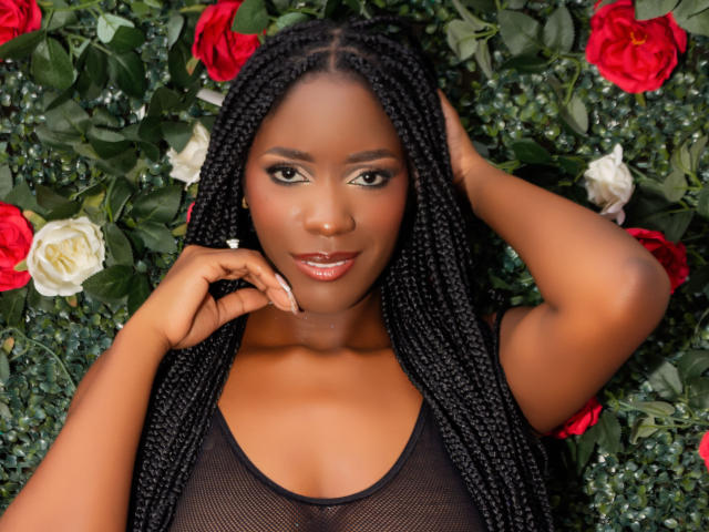 KristalRoa - Live sex cam - 25082925