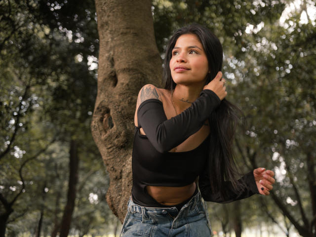 AlaiaStone - Live sex cam - 25083297