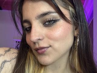 SarahhTanyas - Live porn &amp; sex cam - 25085501