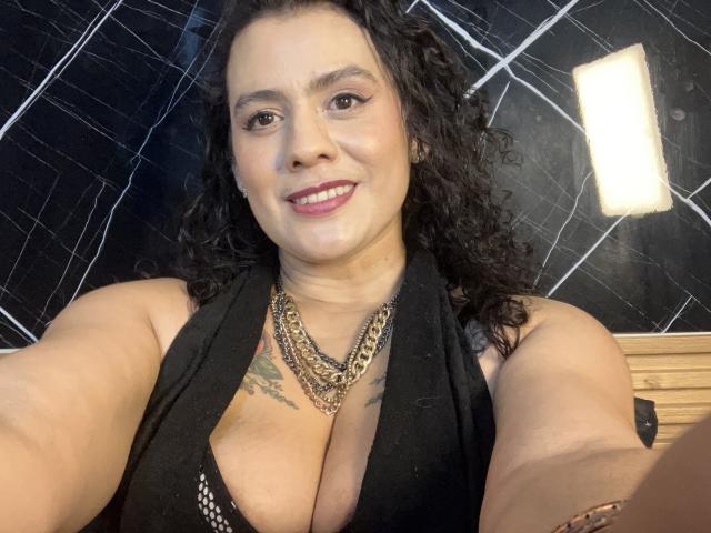 Tamarajoones - Live sex cam - 25086421