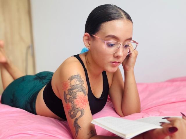 SofiaBrowm - Live porn &amp; sex cam - 25086497