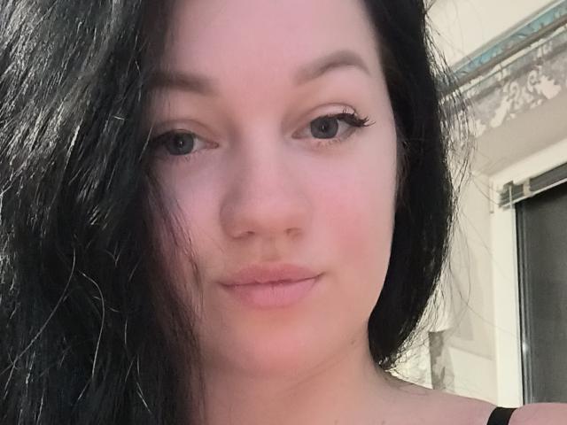 RikkiTTikki - Live sex cam - 25087001