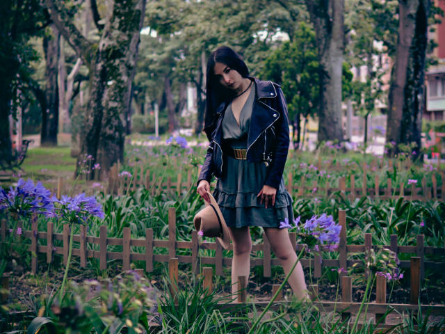 CamilleRios - Live Sex Cam - 25089697