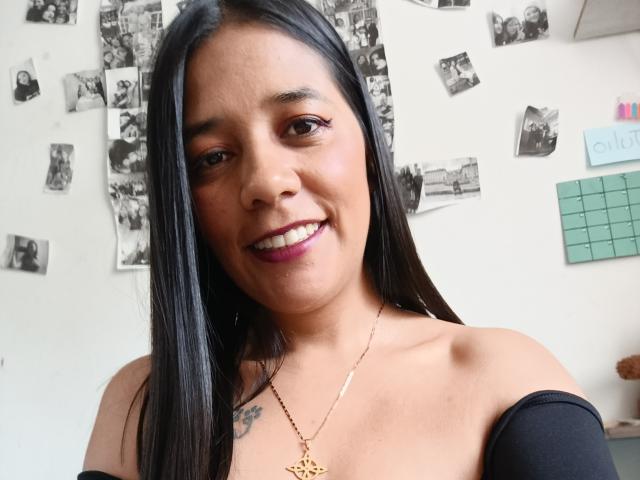 PauletteLoveX - Live sex cam - 25089977