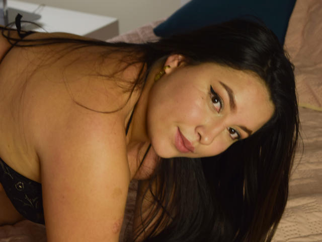 NaomiBlaze - Live sexe cam - 25095073