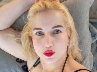 GiuliaAddams - Live porn & sex cam - 25098201