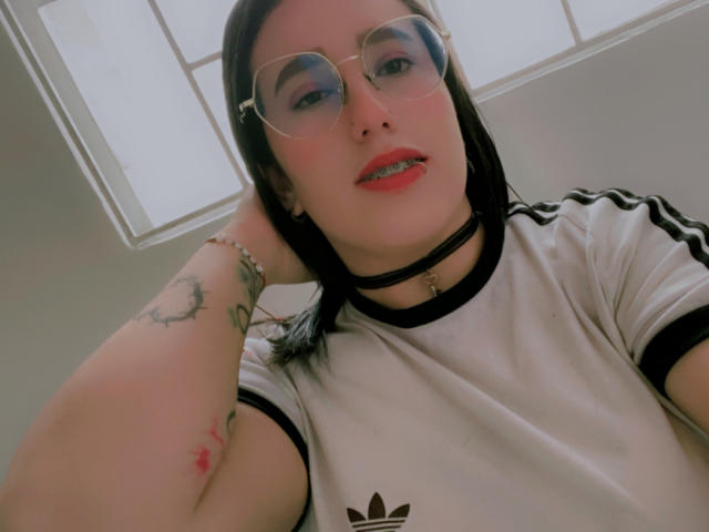 NatalieHarris - Live sex cam - 25099593