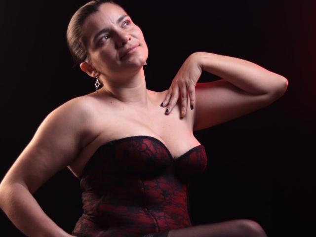 BulmaHot - Sexe cam en vivo - 25100741