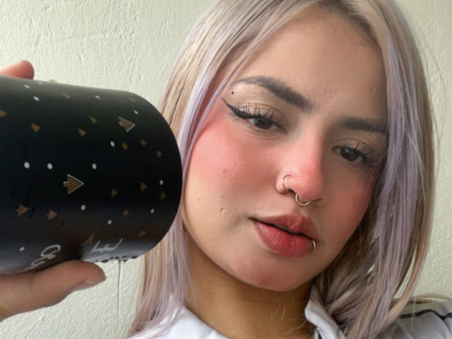 AlexaThoms - Live porn &amp; sex cam - 25102421