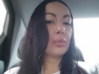 MirandaHott69 - Live Sex Cam - 25104825