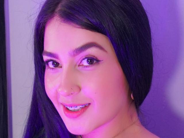 KarolReyes - Live sex cam - 25108201