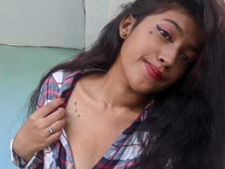 ChloeWu - Live sex cam - 25117929