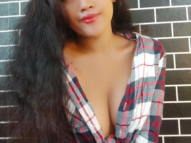 ChloeWu - Sexe cam en vivo - 25118001