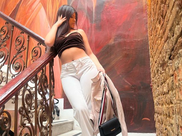 CoriinneBenson - Sexe cam en vivo - 25119061