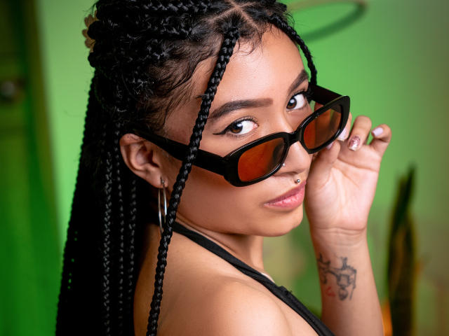 SophiaAndTony - Sexe cam en vivo - 25119249