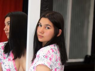 IvanaStaysi - Live sex cam - 25120125