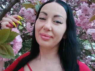 MirandaHott69 - Live Sex Cam - 25121609