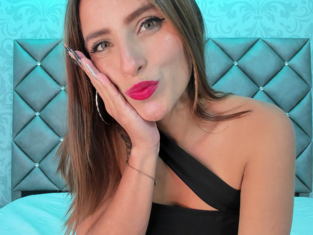 ReeyaSimos - Live sexe cam - 25123925