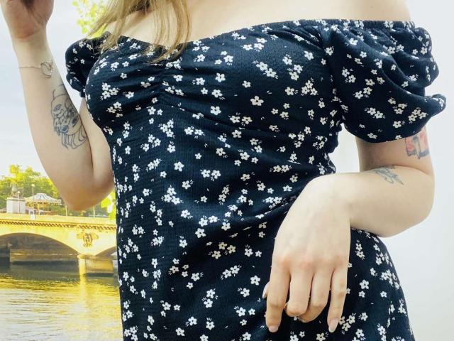 KarKutie - Live Sex Cam - 25127525