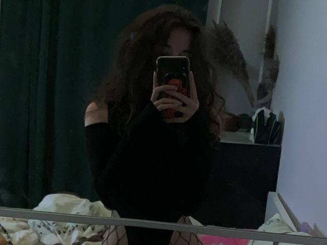 MissSpider - Live sex cam - 25128757