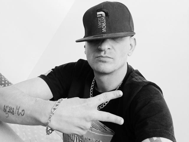 MilfAnaLyzer-hot - Sexe cam en vivo - 25129101