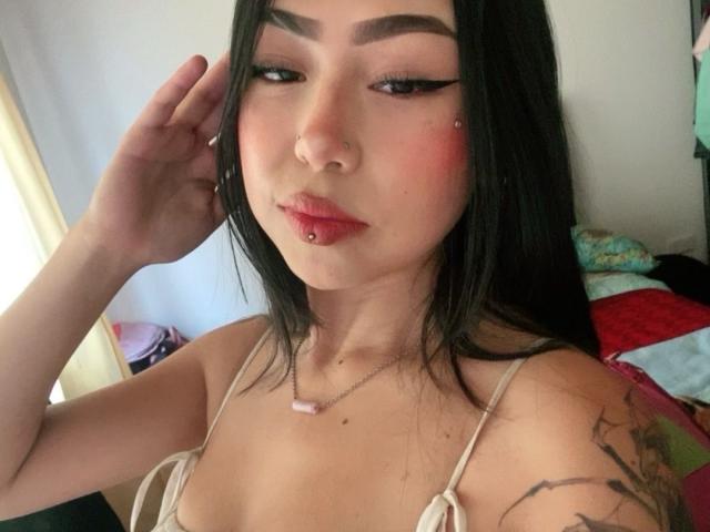 BriianaBx - Live sexe cam - 25130453