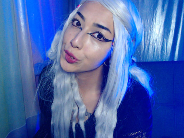 AlicePhantom - Live Sex Cam - 25131657