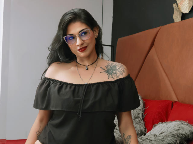 IvanaVelvet - Live porn &amp; sex cam - 25136365