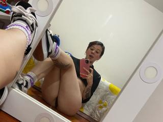 ValeriaNaughtySex - Sexe cam en vivo - 25136889