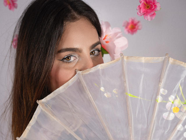 SexxyNikole - Live Sex Cam - 25139341