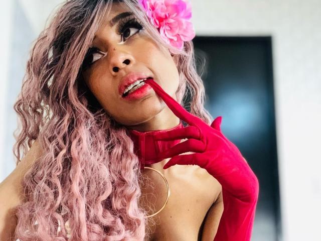 SalomeBenz - Sexe cam en vivo - 25141057