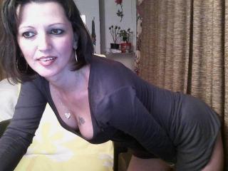 SexyCoco - Web cam hot with this European Lady 