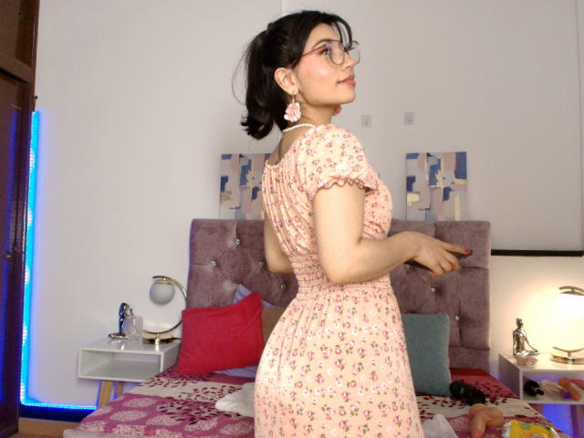 SeleneLeon - Live sex cam - 25145429